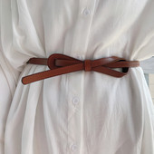 Moodne naiste nahast vöö sobib särkidele