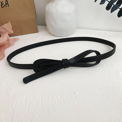 Moodne naiste nahast vöö sobib särkidele