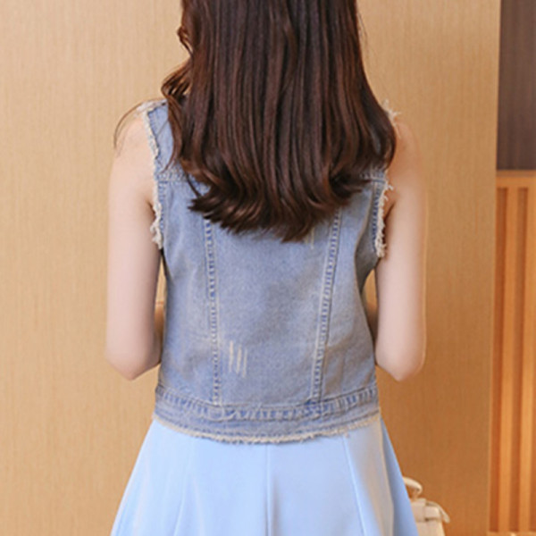 Γυναικείο γιλέκο κοντό τζιν με σκισμένα μοτίβα και τσέπες