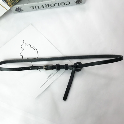 Moodne naiste kunstnahast vöö - retro stiilis