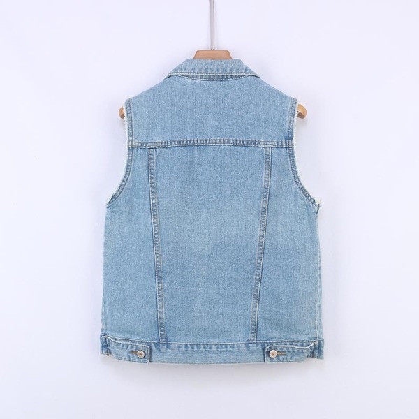 Γυναικείο γιλέκο τζιν κοντό  με τσέπες και κλασικό κολάρο
