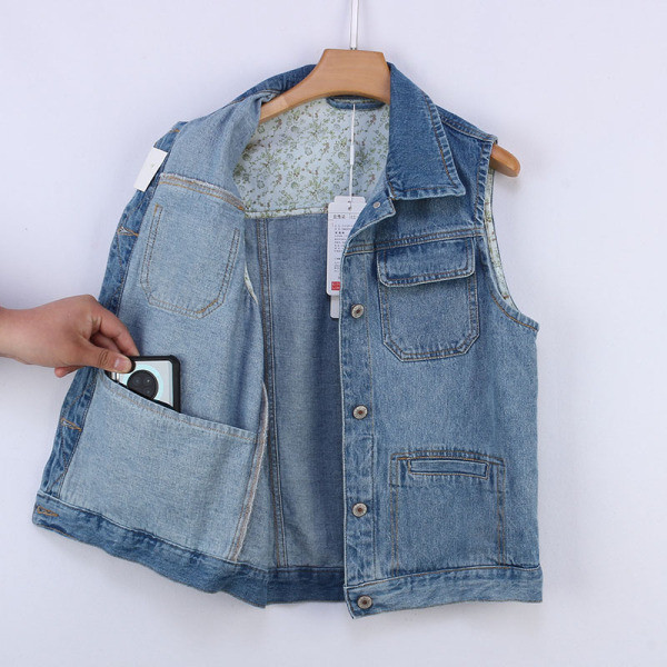 Vabaaja naiste lühike teksavest taskute ja klassikalise kraega