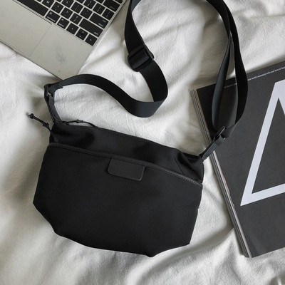 Moderna vīriešu tekstila soma ar garu rokturi