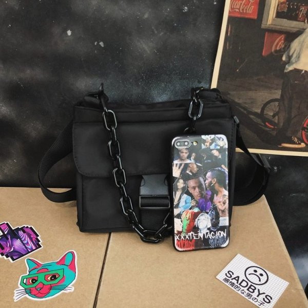 Μοντέρνα ανδρική τσάντα με μακρά υφασμάτινη λαβή