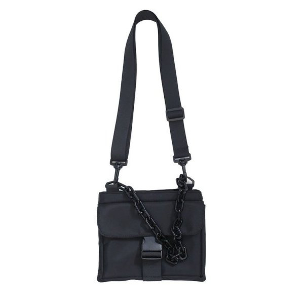 Μοντέρνα ανδρική τσάντα με μακρά υφασμάτινη λαβή