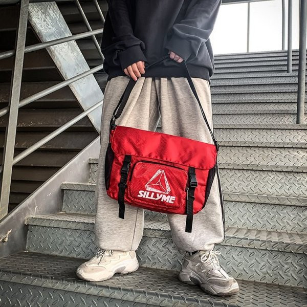 Vīriešu ikdienas tekstila soma ar garu rokturi un uzrakstu