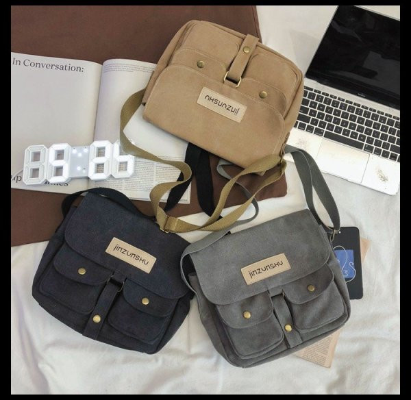 Ανδρική καθημερινή υφασμάτινη τσάντα με τσέπες και μακριά λαβή