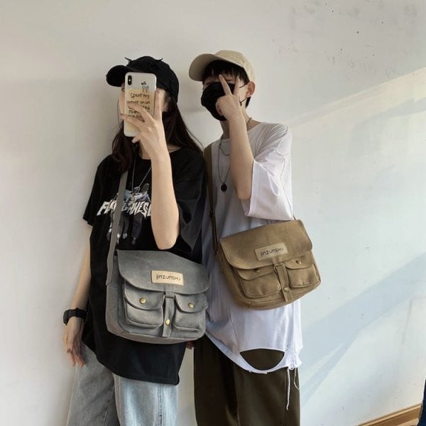 Ανδρική καθημερινή υφασμάτινη τσάντα με τσέπες και μακριά λαβή