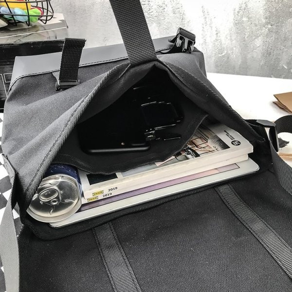 Vīriešu ikdienas soma ar kamuflāžas rakstu un garu rokturi