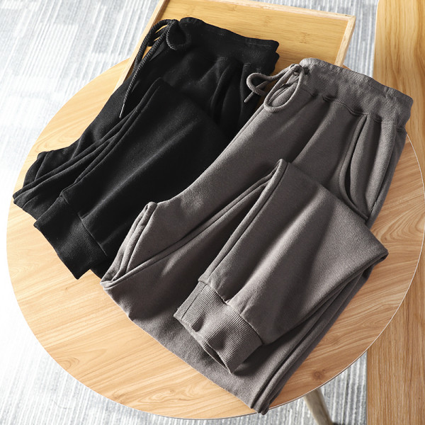 Alkalmi férfi nadrág bokagumival