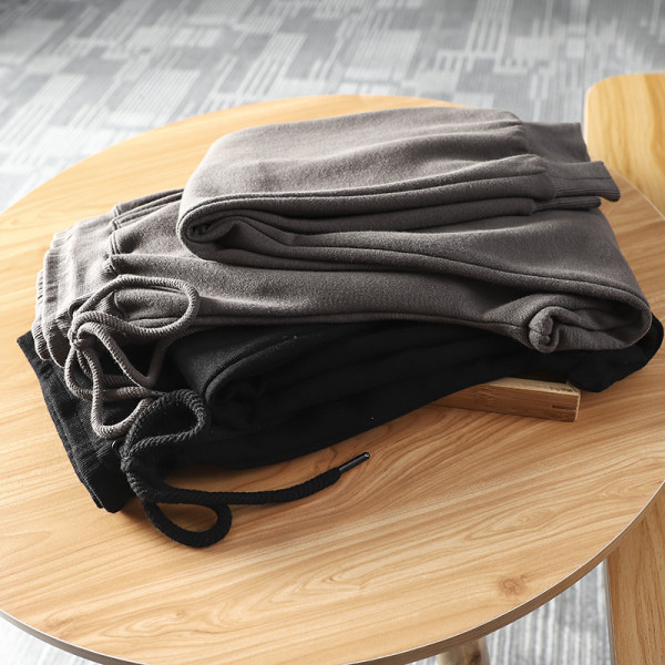 Alkalmi férfi nadrág bokagumival