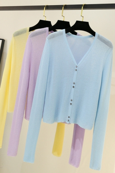 Új modell női ing - spitz nyakkivágással és hosszú ujjakkal