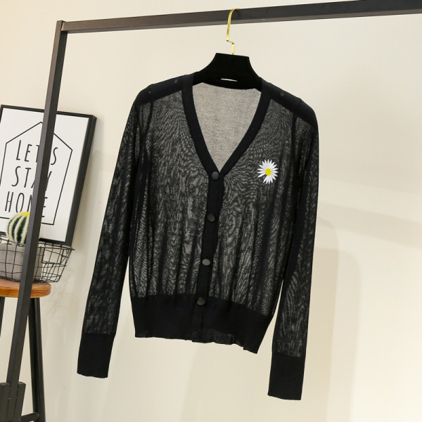 Μοντέρνα γυναικεία ζακέτα με κεντήματα και μακριά μανίκια