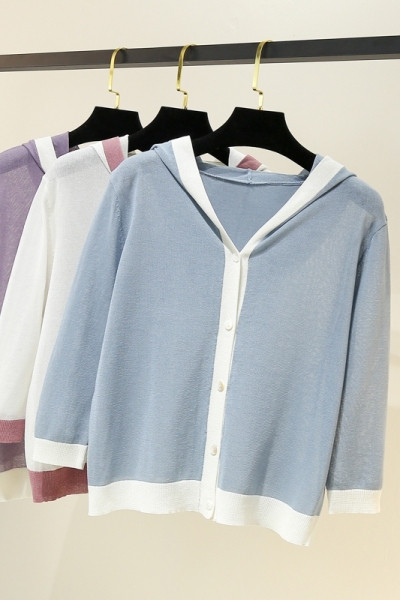 Jauns ikdienas sieviešu jakas modelis ar kapuci