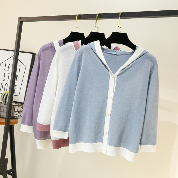 Jauns ikdienas sieviešu jakas modelis ar kapuci