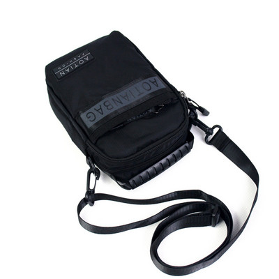 Lezser férfi textiltáska hosszú füllel