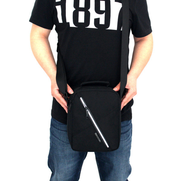 Käepideme ja lukuga vabaaja meeste kott