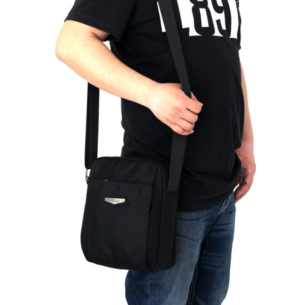 Vīriešu tekstila soma ar garu rokturi