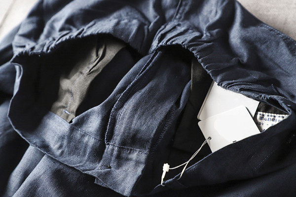 Modern, zsebes férfi nadrág