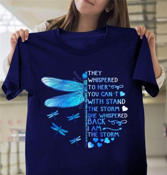 Napi póló nyomtatással és feliratokkal