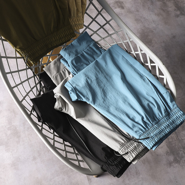 Gyorsan száradó férfi alkalmi nadrág gumival