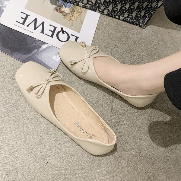 Naiste vabaajajalatsid ökonahast paelaga