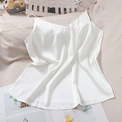 Lihtne õhukeste rihmadega naiste topp