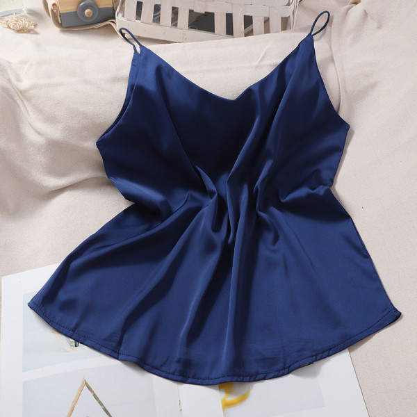 Lihtne õhukeste rihmadega naiste topp