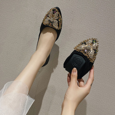 Női alkalmi cipő új modell kövekkel és lapos talppal