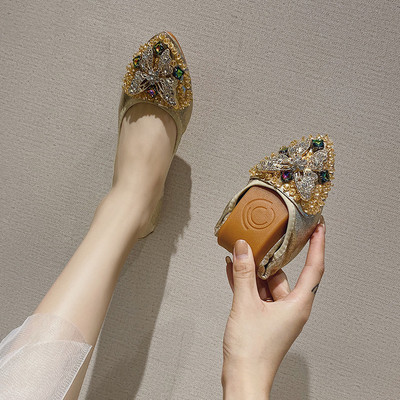 Női alkalmi cipő új modell kövekkel és lapos talppal