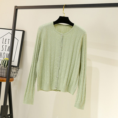 Moderna sieviešu veste ar apaļu kakla izgriezumu