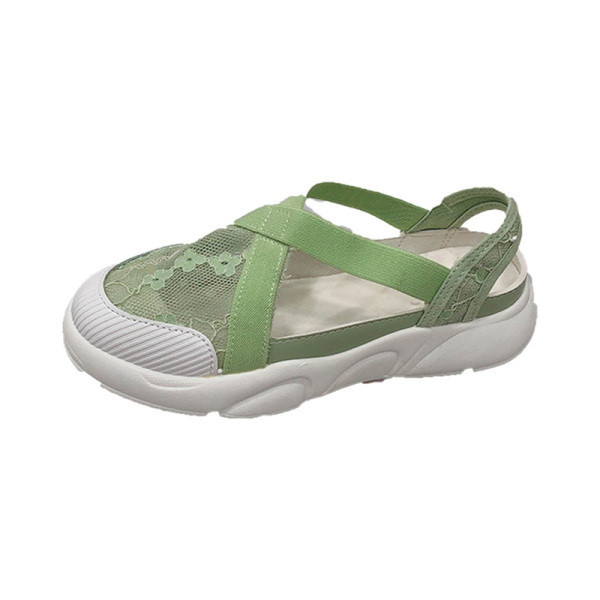 Jauni sieviešu ikdienas apavi baltā un zaļā krāsā