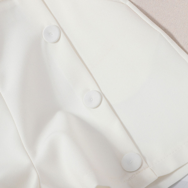 Дамски къси панталони  с висока талия и джобове