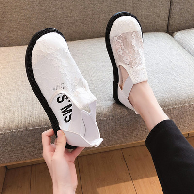 Sieviešu ikdienas apavi ar izšuvumu un plakanu zoli