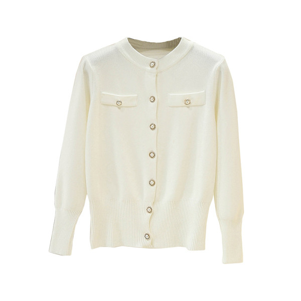 Moderna sieviešu veste ar apaļu kakla izgriezumu un garām piedurknēm