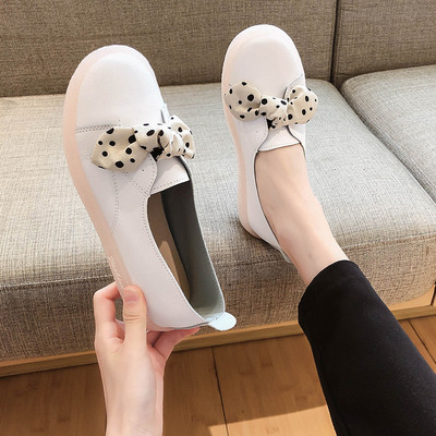 Casual γυναικεία παπούτσια με κορδέλα και επίπεδη σόλα