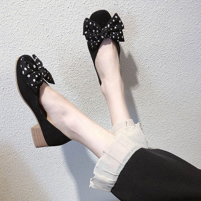 Casual παπούτσια από οικολογικό σουέτ με κορδέλα