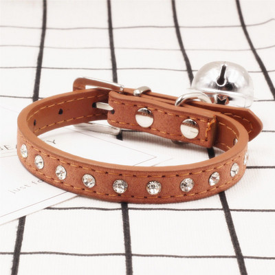 Κολάρο γάτας με πέτρες