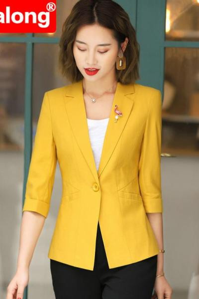 Moderna sieviešu jaka ar 3/4 piedurknēm Slim modelis