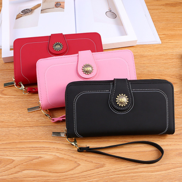 Καθημερινό πορτοφόλι με μεταλλική στερέωση από οικολογικό δέρμα