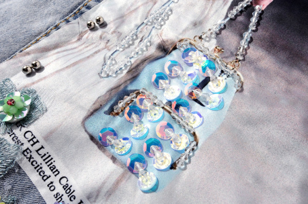 Vabaaja naiste teksavest trükiga