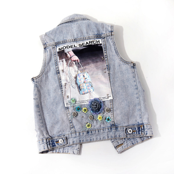 Vabaaja naiste teksavest trükiga