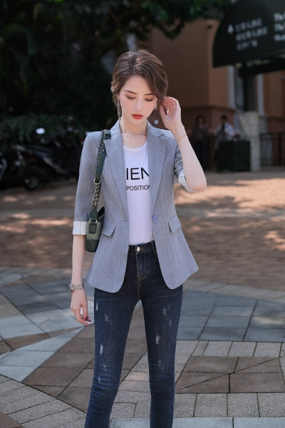 Uue mudeliga liibuv naiste jope 3/4 varrukatega