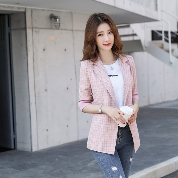 Ruuduline sportlik-elegantne 3/4 varrukatega naiste jakk