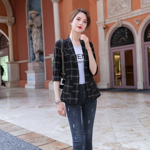 Geaca dama in carouri model nou cu buzunare