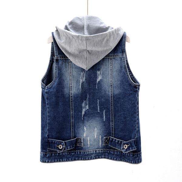 Juhuslik naiste teksavest kapuutsiga ja rebenenud motiividega