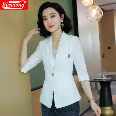 Κομψό γυναικείο σακάκι Slim μοντέλο