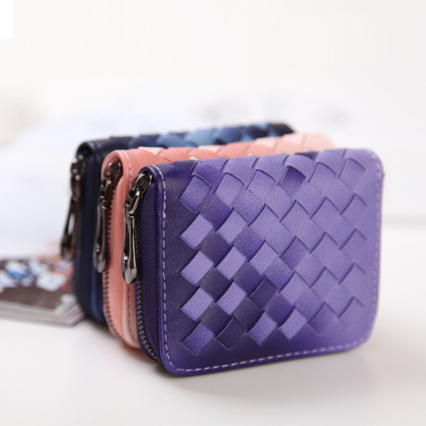 Portofel de dama in forma patrata cu fermoar