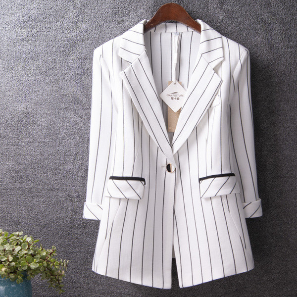 Jachetă modernă în dungi cu nasturi și buzunare - mai multe culori
