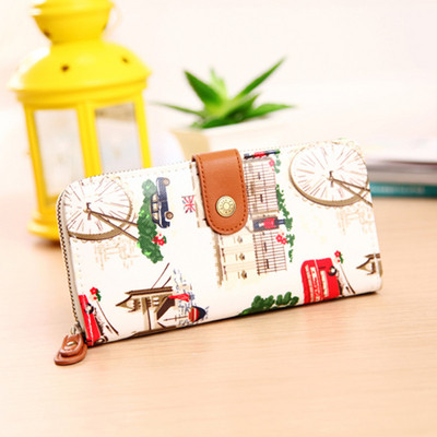 Γυναικείο πορτοφόλι με απλικέ χρώμα και μεταλλική στερέωση